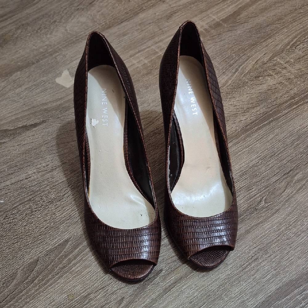 Nine West Textured Brown Peep Toe Heels